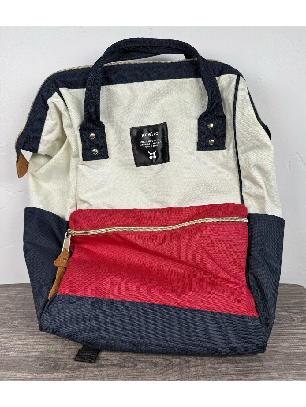 Anello Cross Bottle Tricolor Backpack Water Repellent Wide Mouth Travel Daypack